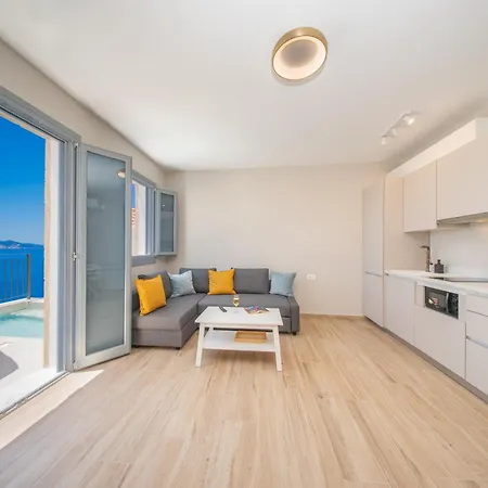 Assos Rockshore Apartment